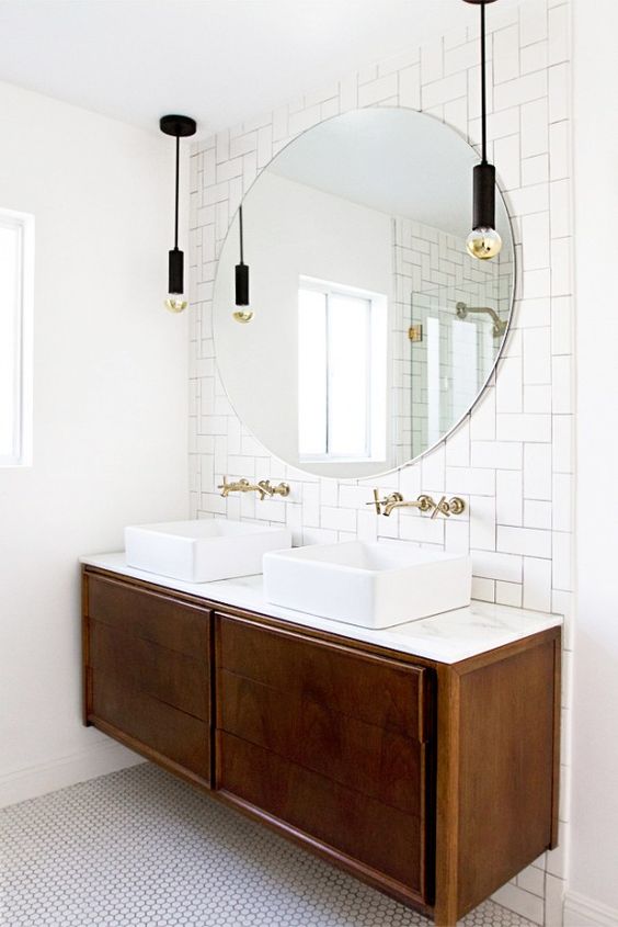 Fashion Your Bathroom With These Stylish Bathroom Mirrors
